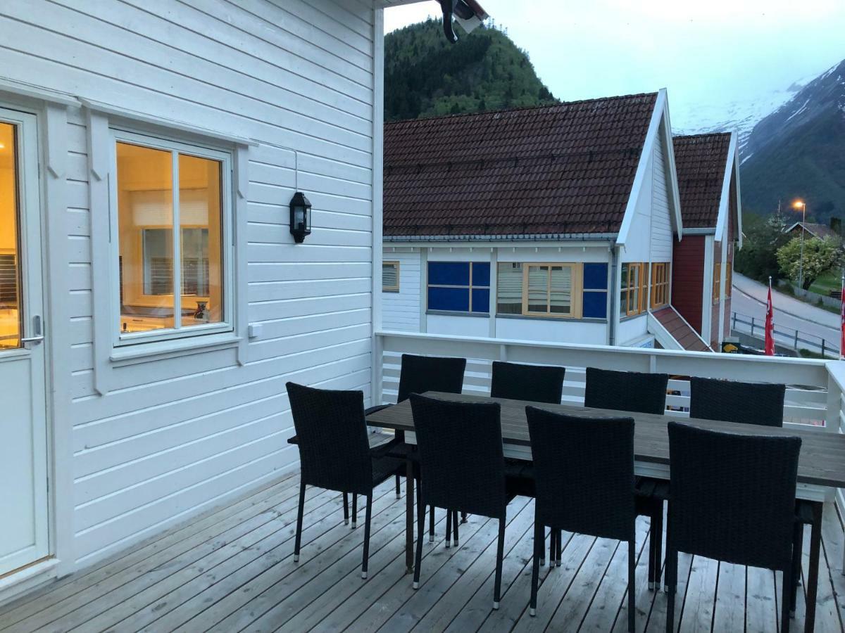 Balestrand Fjordapartments 외부 사진
